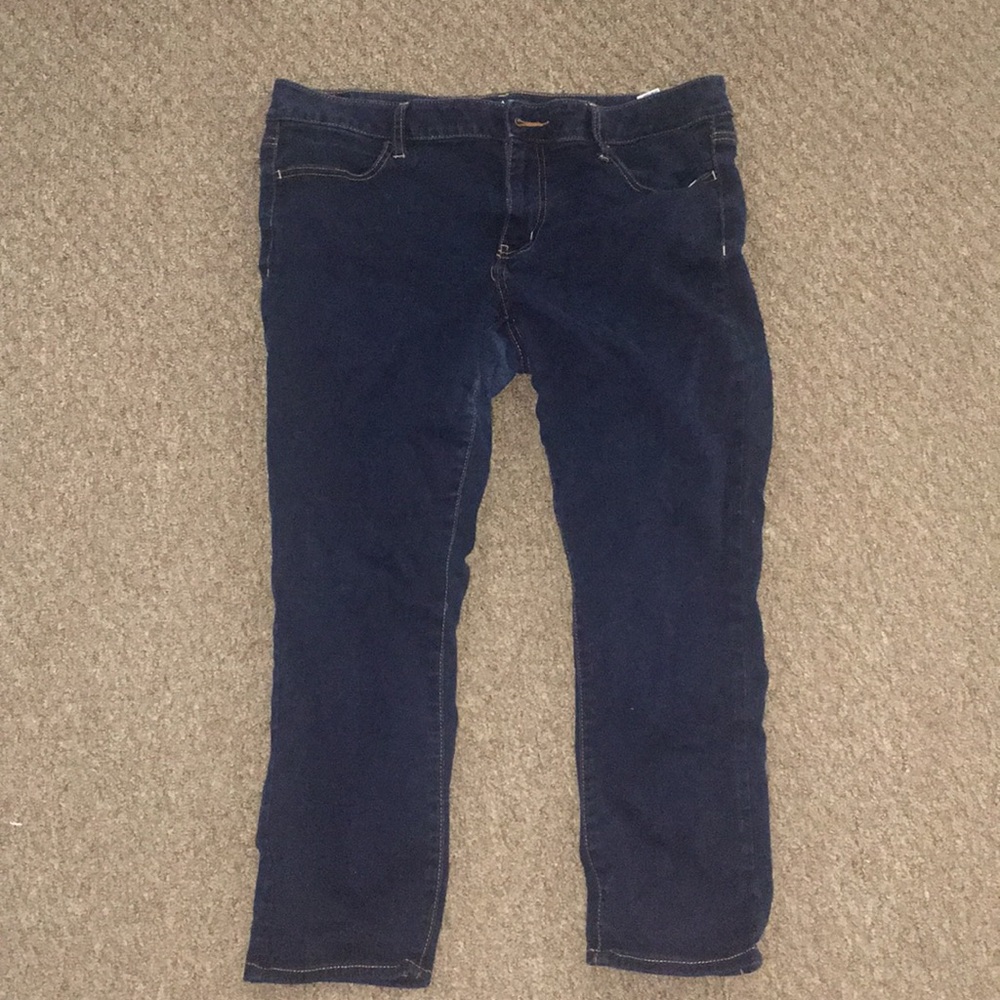 Reposh. Lost weight and these are too big.